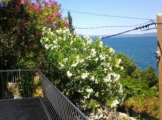 Holiday home Teodora By The Sea Donja Vrucica
